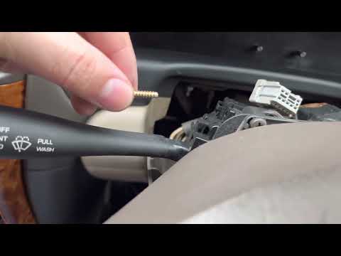 Видео: Замена подрулевого переключателя дворников на Nissan Bluebird Sylphy 2001 год.