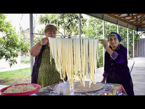 Видео: Рецепт вкусного азербайджанского традиционного супа с лапшой | Village Life