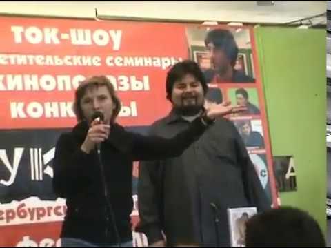 Видео: Автограф-сессия Светланы Сургановой в "Буквоеде"