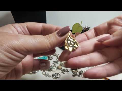Видео: Розпаковка посилки з вінтажними прикрасами. Багато підвісок. Несподівані знахідки. Частина третя.