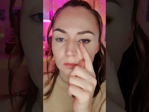 Видео: Как клеить пучковые ресницы? 2 СПОСОБА