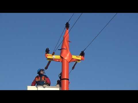 Видео: Замена опоры на ВЛ 10кВ под напряжением