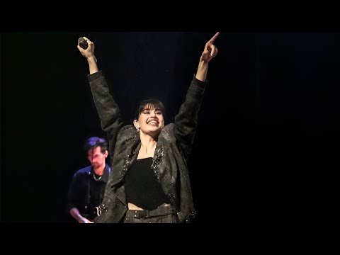 Видео: Diana Ankudinova ( Диана Анкудинова ) Audience claps endlessly - Зрители бесконечно хлопают