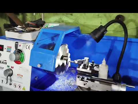 Видео: Делаю втулки на токарном станке weisan cjm360f