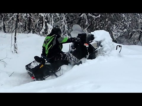 Видео: СНЕГОХОД STELS VIKING 800/ ИСПЫТАЛИ В ГЛУБОКОМ СНЕГУ И ГОРАХ !