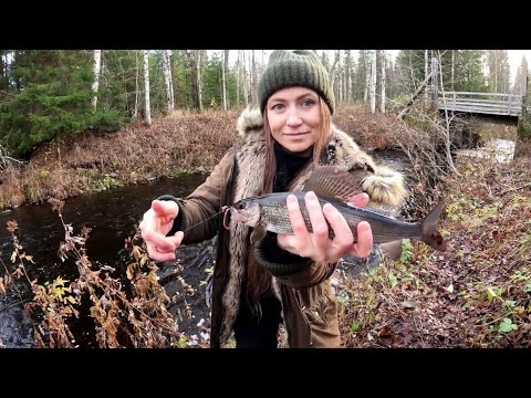 Видео: Ловля ХАРИУСА в Таежной реке. Хариус на ПОПЛАВОЧНУЮ УДОЧКУ.