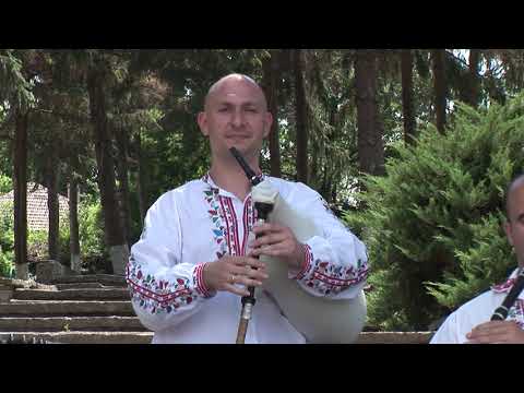 Видео: ВГ "Перуника" при НЧ "Отец Паисий-1942" с. Кайнарджа- Гайда свири