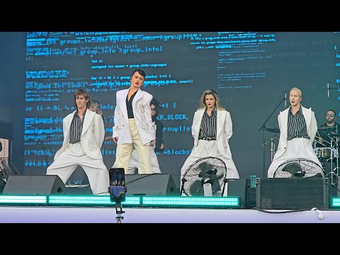 Видео: Zivert - Один процент (День московского спорта - Лужники 13.09.2025)