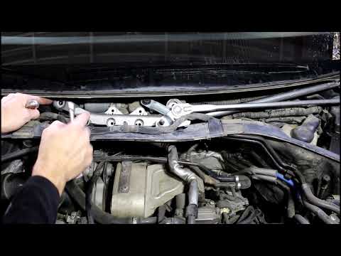 Видео: Замена трапеции стеклоочистителя на АУДИ Q7 2006 AUDI Q7 3,0 дизель