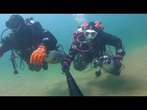 Видео: Затопление БУЛЬДОЗЕРА 🚜😂😜😛