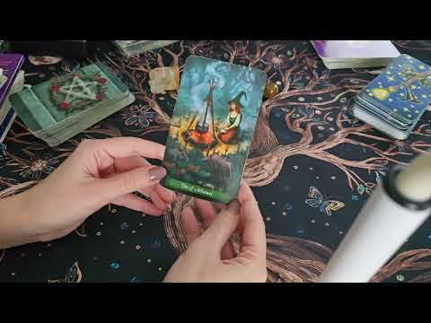 Видео: ЛЪВ ♌️ Годишна Таро прогноза 🎆 2025 г. ☃️