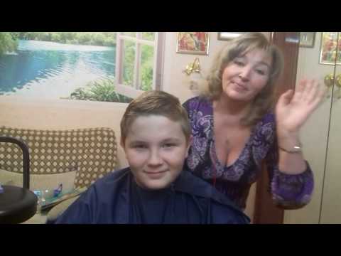 Видео: Как подстричь ребенка ,дома  самой ?.Life hack how to cut bangs child .