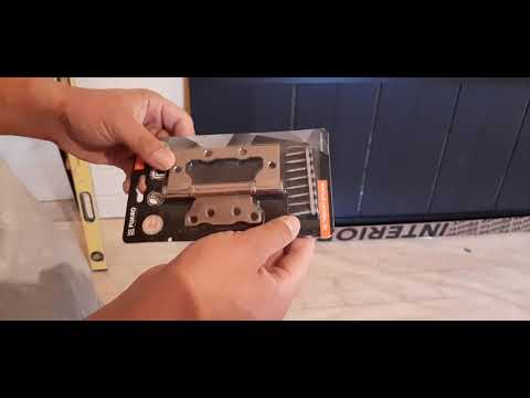 Видео: Eshik o‘rnatish, eshikga oshiq moshiq o‘rnatish  царговая двер