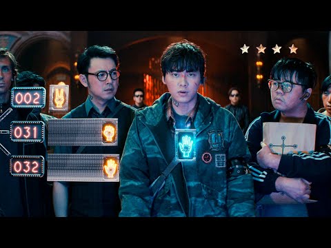 Видео: Сумасшедший парень играет в смертельную  игру - камень - ножницы - бумага.