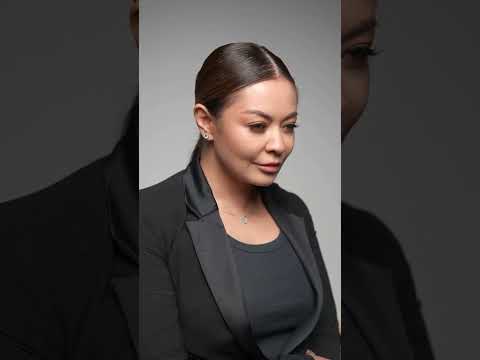 Видео: Дильназ Ахмадиева посвятила песню Салтанат Нукеновой