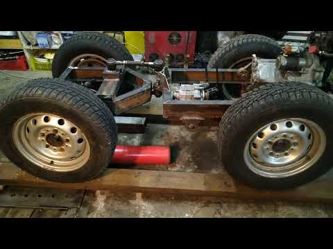 Видео: Минитрактор переломка с двигателем Ока