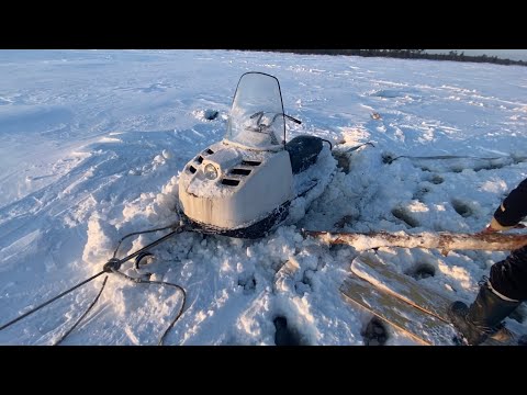 Видео: Застряли на снегоходах, попали в наледь. Буран против Стелс мороз.