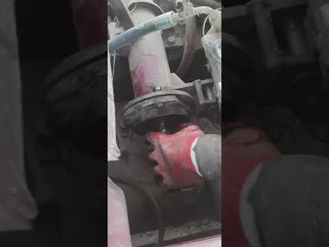 Видео: Комбайн не едет, Проблема в ГСТ.