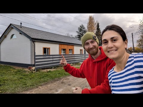 Видео: Самый необычный дом во всей деревне и работы на участке.