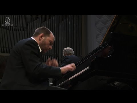 Видео: [2018] Рапсодия на тему Паганини для фортепиано с оркестром : Андрей Коробейников
