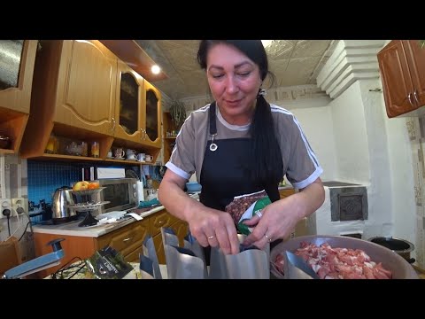 Видео: МЫ ВЫШЛИ НА НОВЫЙ УРОВЕНЬ! ТУШЁНКА В РЕТОР ПАКЕТАХ, КАК ЭТО? УМНЫЙ АВТОКЛАВ Фенсел 3, МЫ НАКОСЯЧИЛИ.