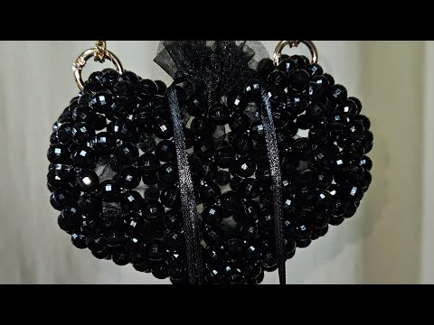 Видео: Сумка из бусин "сердце ".Туториал