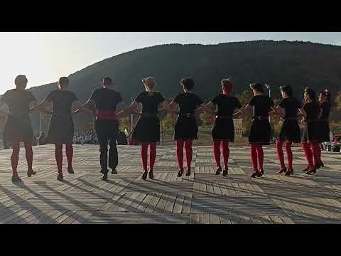 Видео: Сливенски народни ритми - Донино хоро