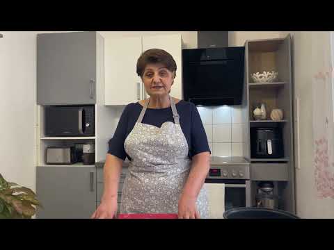 Видео: Չեբուրեկի ենք պատրաստում   (Чебурек)