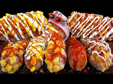 Видео: ASMR MUKBANG :) гигантское шоу поедания хлеба с хрустящими сырными сосисками!