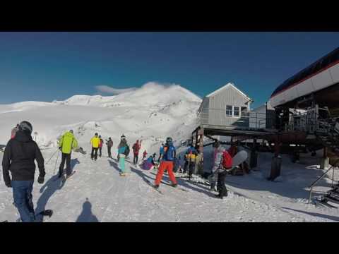 Видео: Эльбрус. Спуск на лыжах Гара-Баши - Мир - Кругозор - Азау.