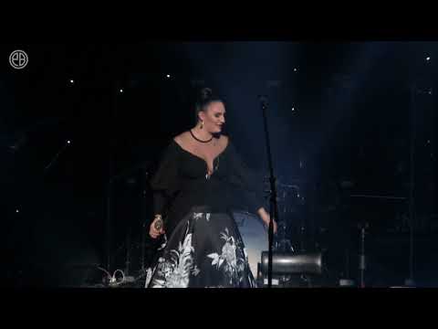 Видео: Елена Ваенга. БКЗ Октябрьский 28.01.2018. Первое отделение.