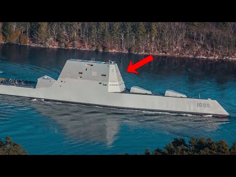 Видео: Суперэсминец, который появился там, где его не должно было быть!