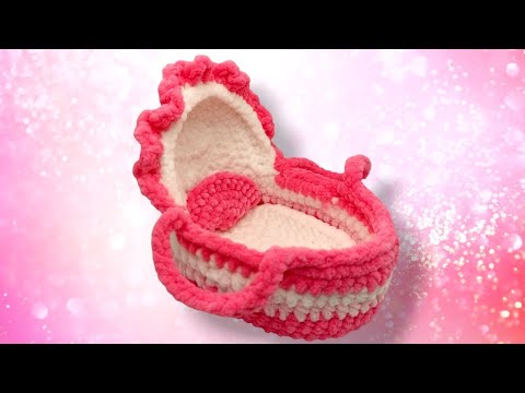 Видео: Вязаная колыбель - Люлька переноска для маленьких игрушек / Подушка и матрас - Мастер-класс крючком