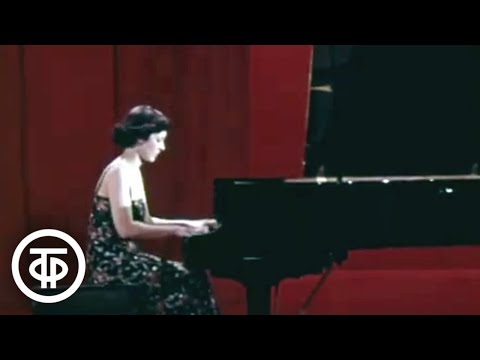 Видео: Арно Бабаджанян. Четыре пьесы для фортепиано (1977)