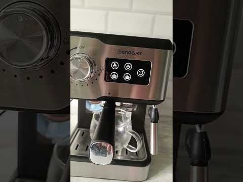 Видео: МОЙ КОФЕ САМЫЙ ВКУСНЫЙ ☕Обзор Кофеварки рожковой Endever Costa-1095 серебристый