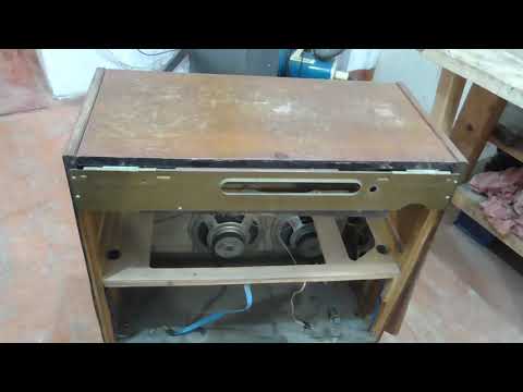 Видео: Реставрация старой ламповой радиолы Ригонда моно Часть 1