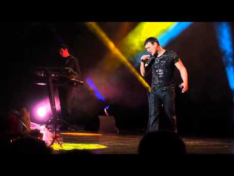 Видео: Юрий Шатунов – И я под гитару (1.03.2016, Москва)