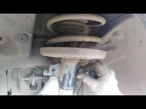 Видео: Замена стоек стабилизатора на рено флюенс
