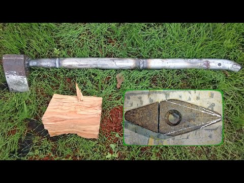 Видео: Колун из молота по камню