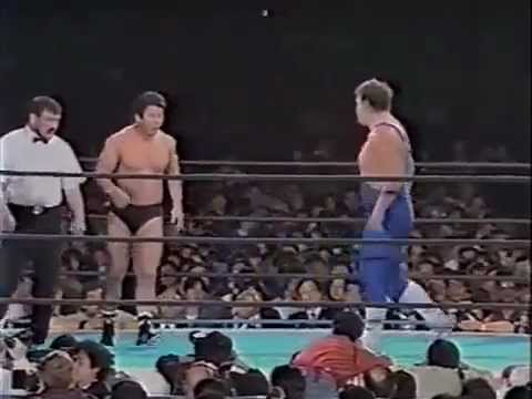 Видео: NJPW, 24.04.89. Татсуми Фуджинами против Владимира Берковича