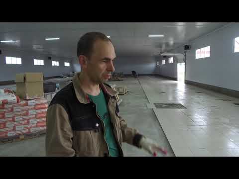 Видео: Качественная укладка кривой плитки, как сделать ровные швы. Фирма по плиточным работам.