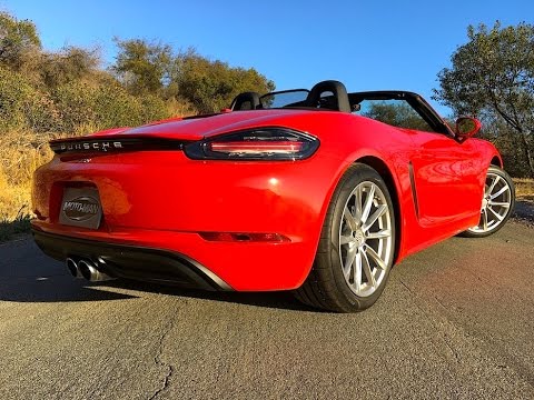 Видео: 2017 Porsche 718 Boxster (982) ОБЗОР ПЕРВОГО ПУТИ (2 из 2)