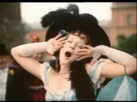 Видео: Летучая мышь - Ария Адели-актрисы