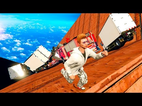 Видео: СМЕРТЕЛЬНАЯ ЛАВИНА ИЗ ГРУЗОВИКОВ БЕГИ ИЛИ УМРИ! (GTA 5 Смешные моменты)