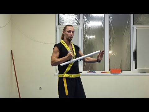 Видео: Тонфа! Знакомство и начало тренировок с удивительным оружием тонфа. Урок №1.
