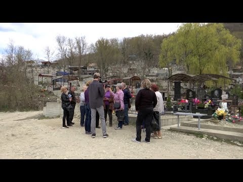 Видео: «Горячая линия». Могилы вместо дачных домиков в Туапсе