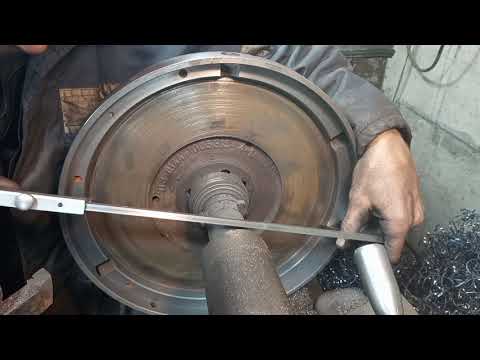 Видео: Подробно о проточке маховиков д144 для коробки зил и газ.