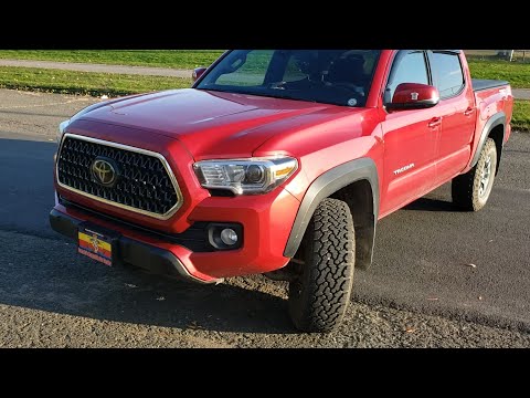 Видео: Toyota Tacoma 2018 замена фильтра салона/ Toyota Tacoma Cabin Air Filter Replacement