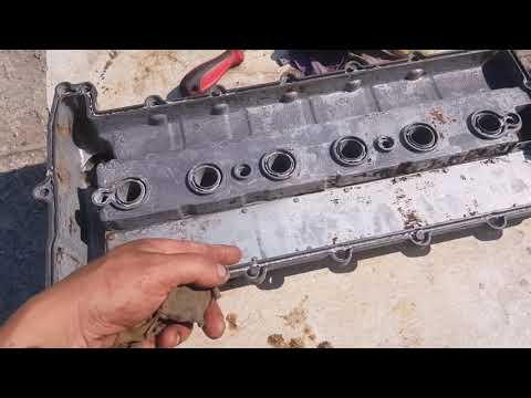 Видео: Чистка крышки клапанов Chevrolet Epica , её монтаж на старую прокладку , применяя герметик .