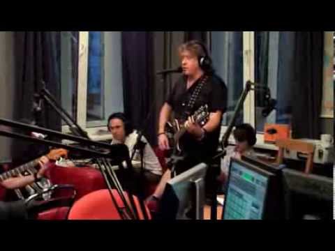 Видео: КОНЕЦ ФИЛЬМА - Желтые Глаза (Live @ "Живые", НАШЕ Радио)